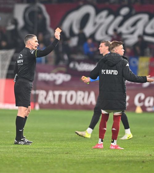 „Nu meritam să iau roșu”  Petrila nu e de acord cu explicațiile lui Istvan Kovacs pentru eliminarea din play-off:  „A exagerat!  Preferam să mă înjure”