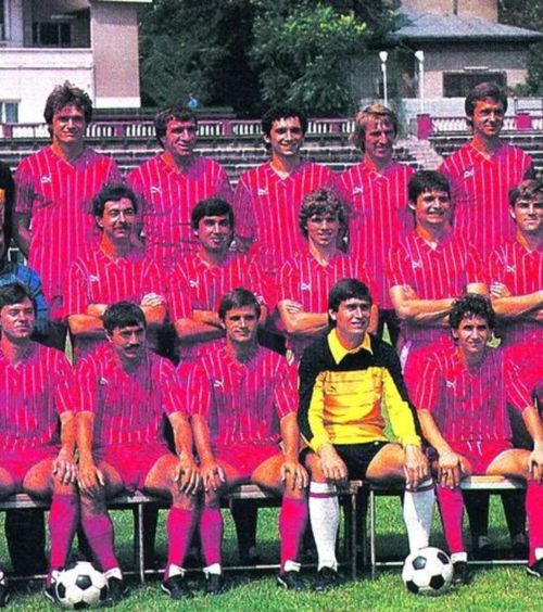Dinamo semnează cu Puma  „Câinii” revin la  echipamentul  în care au bifat cea mai mare performanță din istorie