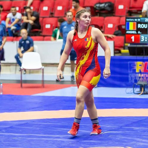 Alexandra Anghel a cucerit medalia de bronz la Campionatele Europene de lupte de la Bratislava, cateogoria 72 kg/ Foto: Instagram @anghelan10.jpg