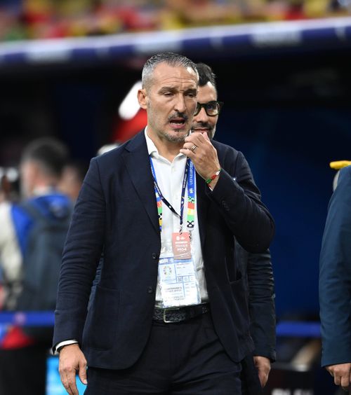 Suferă de o boală gravă Fostul jucător de la Barcelona, nevoit să se opereze:  „Vor tăia bucăți de os”  » Cum arată campionul mondial acum