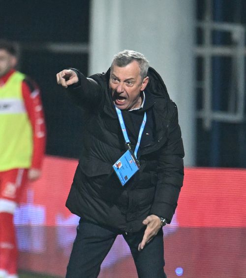 „Nici primă, nici zile libere de Paște”  Mircea Rednic, avertisment pentru jucători înainte de  UTA - Sepsi : „Să nu stricăm sărbătoarea”