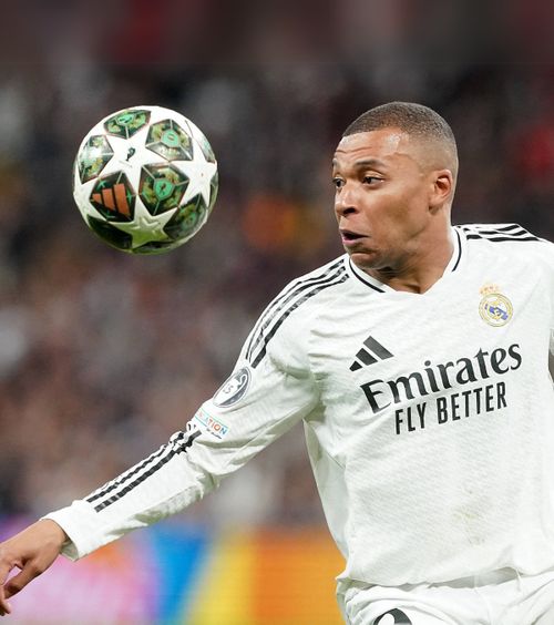 Înfrângerea lui Mbappe Analiză GOLAZO.ro. A plecat la Real  pentru a câștiga Liga , dar PSG ar putea cuceri trofeul fără el: „Se irosește”