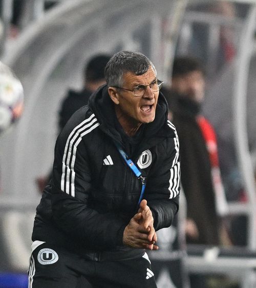 „Sunt mulți care profită”   Sabău despre   moartea lui Boupendza  + Încă e supărat pe jucătorii lui U Cluj: „N-am văzut asta la ei”