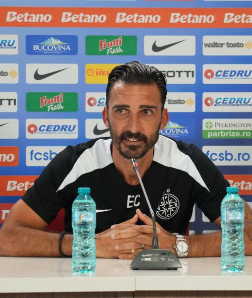 „Am crezut că au fost penalty-uri”  Charalambous, moment amuzant după super-meciul   Manchester United - Lyon : „M-a întrebat cine a câștigat”