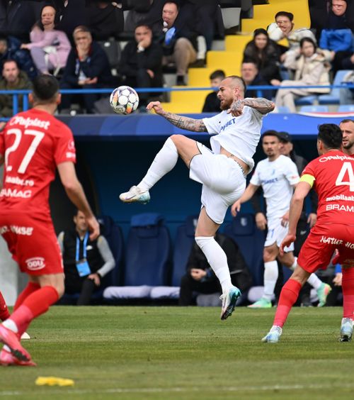 Farul - Hermannstadt 1-1  Meci intens la Ovidiu » Constănțenii rămân la   două puncte deasupra  liniei roșii. Sibienii, pe locul doi în play-out
