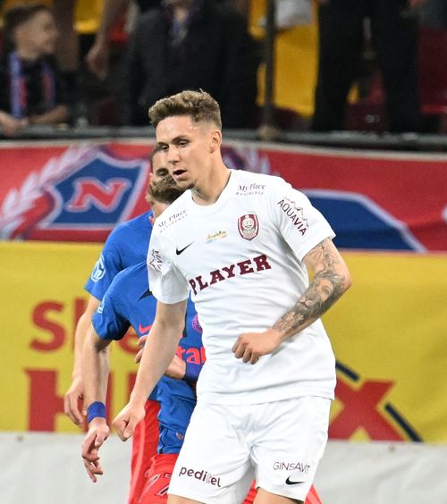 „Goluri de cascadorii râsului”    Louis Munteanu  nu înțelege ce s-a întâmplat pe Arena Națională: „Când pierdem în halul ăsta...”