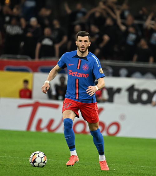 „Instinctul m-a împins”    Mihai Popescu , după hențul făcut în meciul FCSB - CFR 3-2: „Cine crede că a fost intenționat n-a jucat niciodată fotbal”