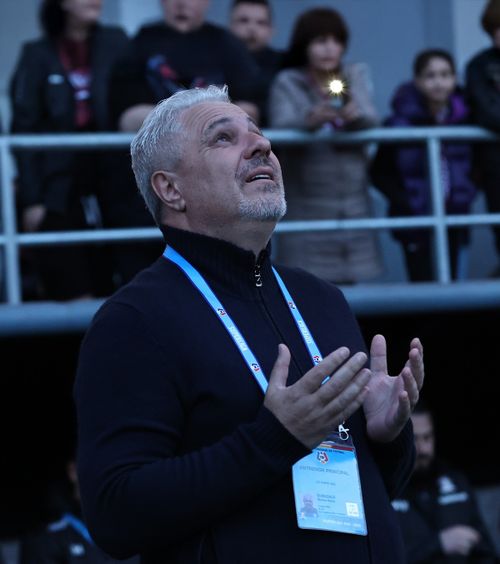 „Nu înțeleg atitudinea asta!”    Marius Șumudică  și-a criticat jucătorii după eliminarea din Cupă. Ce a spus despre plecarea de la Rapid