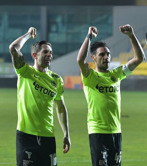 Ce se întâmplă cu Deac și Camora  CFR Cluj, anunț despre   viitorul celor doi veterani:  „Înțelegerea este foarte clară”