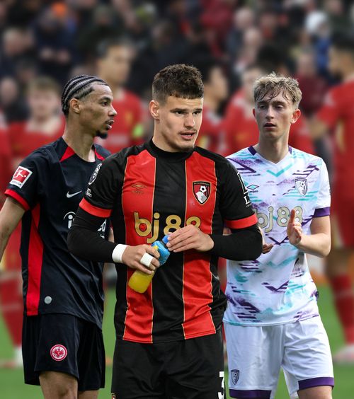 Mutări la Liverpool  Cei trei jucători pe care „cormoranii”   vor să-i transfere  pentru titlul #21 + O vedetă va pleca în vară