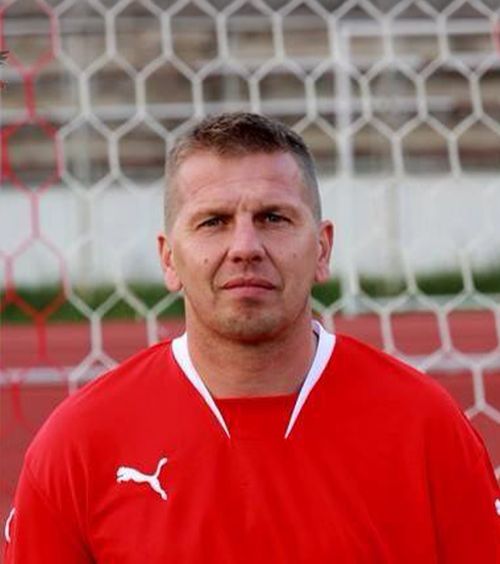 Înlocuitorul lui Dorinel     Sepsi a găsit antrenor , după ce l-a demis pe Munteanu