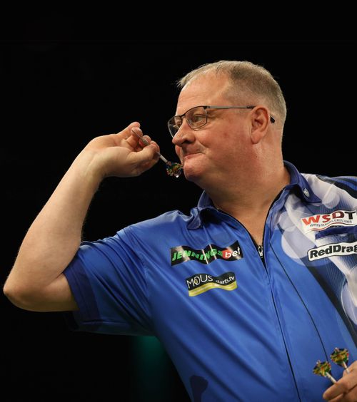 Scandal în darts  Un jucător de top a fost   suspendat 11 ani  pentru trucare de meciuri
