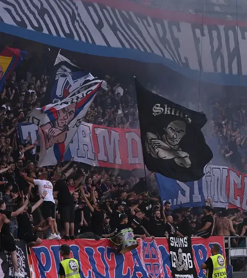 Interes uriaș pentru Derby de România  Câte bilete s-au vândut pentru   FCSB - Dinamo  + De ce fanii „câinilor” evită meciul