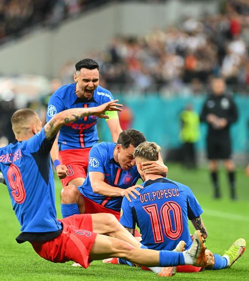 „Luați-le două puncte”    Propunere hazlie : „FCSB să rămână cu câte un punct din sezonul regulat” » Cum ar fi arătat play-off-ul cu această regulă