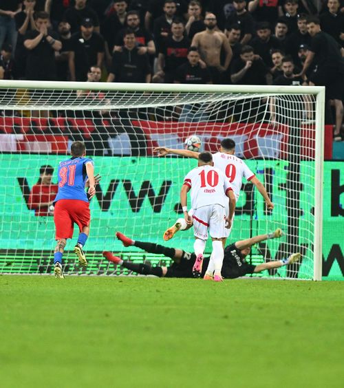 „Regulamentul e infect”  Reacție dură după penalty-ul primit de Dinamo la hențul lui Crețu:   „E contra fotbalului”