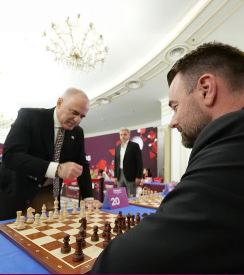București, centrul șahului mondial    Garry Kasparov  a deschis etapa românească din Grand Chess Tour 2025