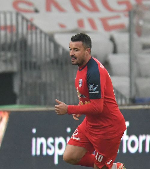 Budescu, dorit în Liga 1   Patronul clubului anunță:   „Mănâncă 10 mici, bea o bere și dă un gol”  + Reacția fotbalistului