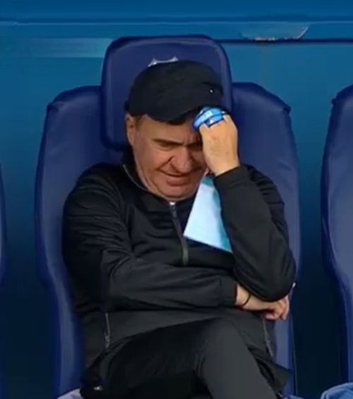 Gică Hagi, la fel ca Ronaldo  A început   să vorbească singur  în prelungirile meciului cu UTA