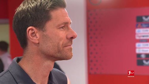 Xabi Alonso si-a luat la revedere de la Bayer Leverkusen (12).jpg