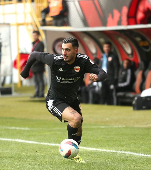 Andrei Ivan își cere banii  Atacantul a reclamat Adanaspor la FIFA, după ce   nu a fost plătit  timp de 5 luni » Suma uriașă pe care trebuie să o primească