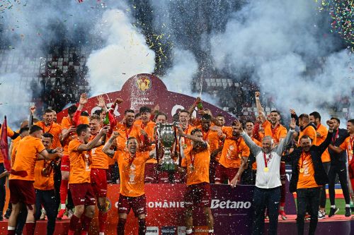 Cupa României, ceremonia de premiere (FOTO Raed Krishan/GOLAZO.ro)
