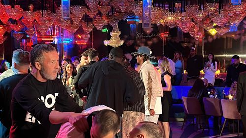 Petrecere FCSB (FOTO: Vlad Nedelea/GOLAZO.ro)