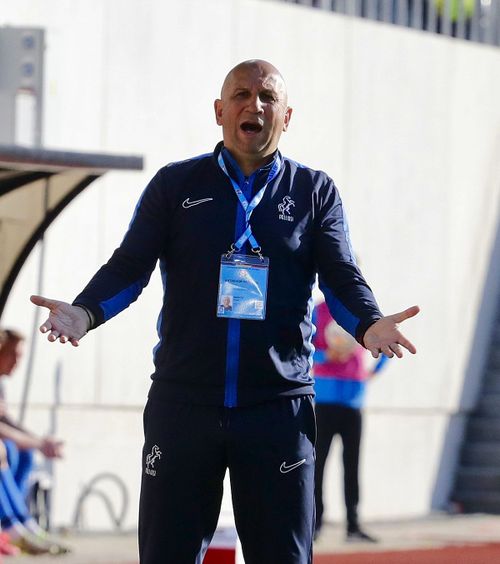 „Suntem vinovați cu toții”    Vasile Miriuță  a comentat eșecul cu Petrolul care i-a trimis pe ieșeni la baraj: „Atât s-a putut”