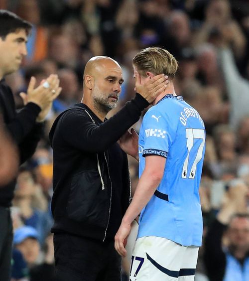 Şi-a luat rămas bun de la City    Kevin de Bruyne  părăsește clubul după 10 ani. Ce s-a întâmplat după meciul de adio » Guardiola nu și-a putut stăpâni lacrimile