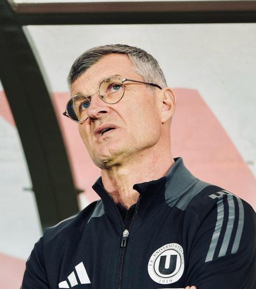 Viitorul lui Sabău    U Cluj  a anunțat ce se întâmplă cu tehnicianul + detalii despre plecarea lui Blănuță