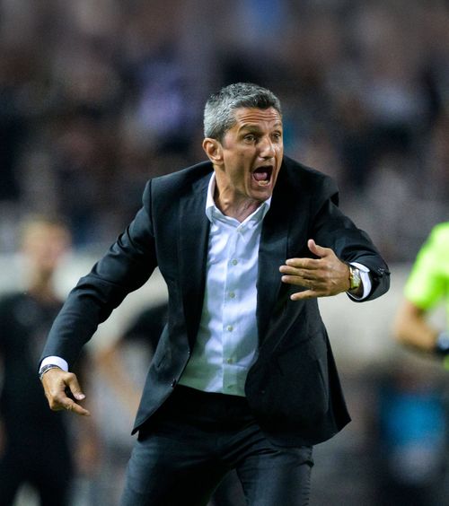 „Răzvan Lucescu e ca Mourinho”  A fost pregătit de ambii antrenori și a observat un lucru: „Sunt mereu gata    să se certe, să urle”