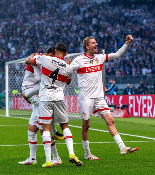 Stuttgart a câștigat Cupa Germaniei  „Șvabii” s-au impus cu 4-2   în ultimul act  al competiției, în fața Arminiei Bielefeld