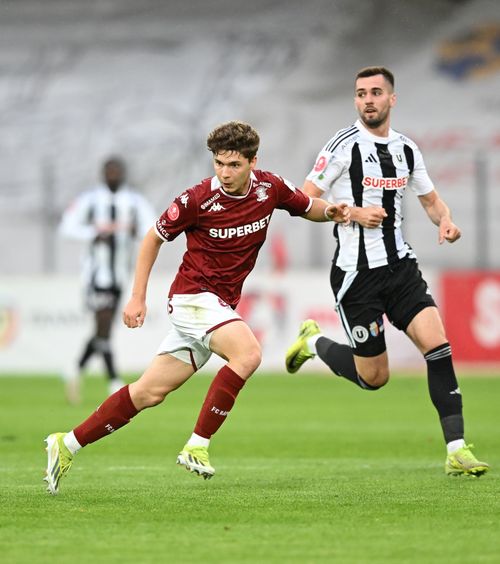 Probleme pentru Pancu  Doi jucători importanți s-au accidentat în ultima zi a play-off-ului și sunt   incerți pentru EURO U21