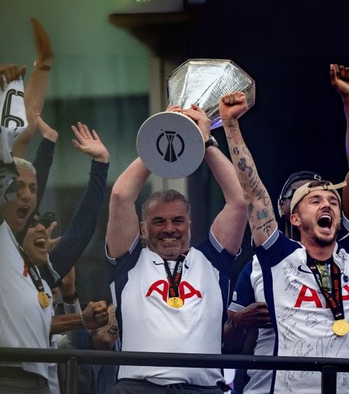 Antrenorul lui Drăgușin nu renunță  Postecoglou, mesaj pentru Tottenham după ce a câștigat Europa League:   „Al treilea e întotdeauna mai bun”