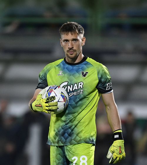 Realitatea crudă a lui Ionuț Radu  Analiză   GOLAZO.ro  » Portarul nu alege bine! Trei din ultimele 4 echipe la care a jucat   au retrogradat