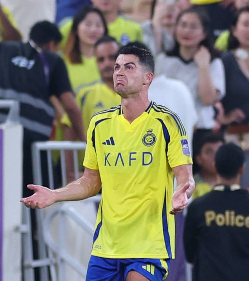 Cristiano Ronaldo, indecis   Două rivale se luptă pentru   semnătura  starului portughez » Una are un mare avantaj