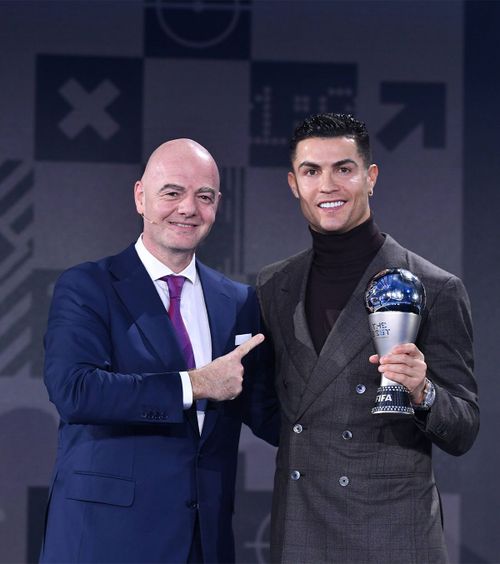 Presiuni pentru Ronaldo  Președintele FIFA îl vrea pe Cristiano la Mondialul Cluburilor »   Ce face Infantino