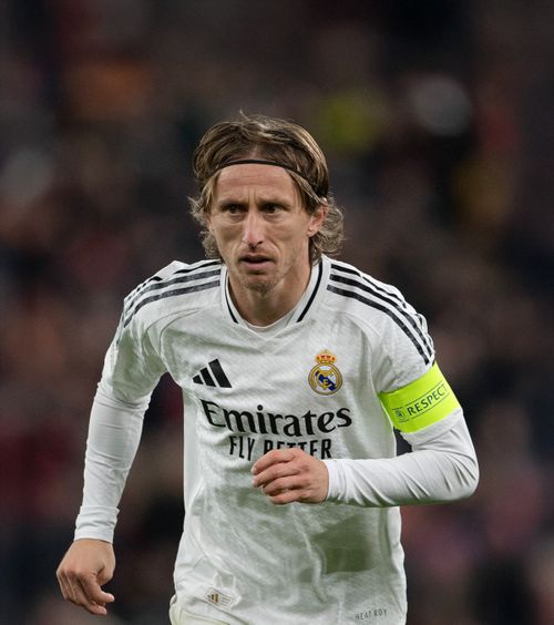 Modric, ofertă din Europa  Anunțul lui   Zlatko Dalic:  „Sunt convins că va lua decizia corectă” + Dorit de fiul unui mare antrenor