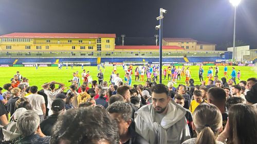 Bucurie la Metaloglobus dupa promovare FOTO GOLAZO (1).jpg