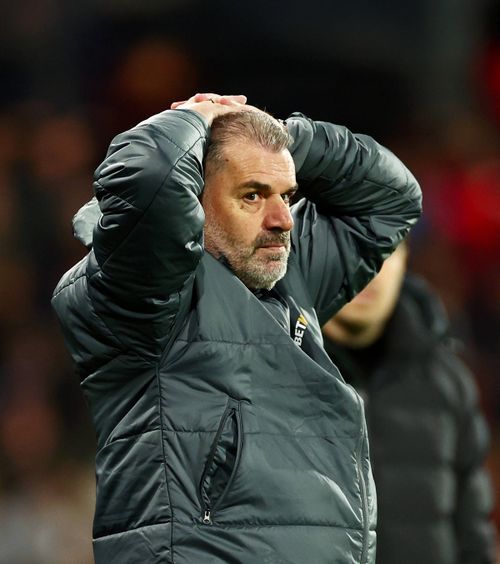  Postecoglou, demis!  Cine l-ar putea    antrena pe Radu Drăgușin la Spurs