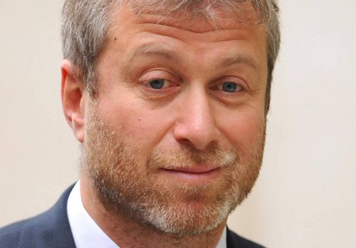 Abramovich, amenințat de guvernul britanic  Autoritățile l-ar putea da în judecată pe fostul proprietar al lui Chelsea.   Miza? 3 miliarde de euro