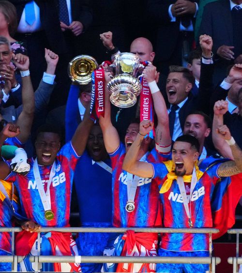 Crystal Palace riscă excluderea   „Vulturii” ar putea fi out din   cupele europene  din cauza patronajului