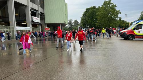 Fanii români înainte de meci (5).jpeg