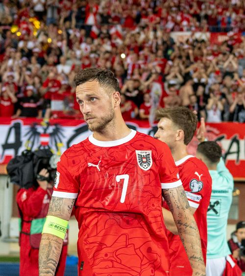 I-a spus adio lui Chivu  Și-a anunțat   plecarea de la Inter : „Perioada mea s-a terminat”