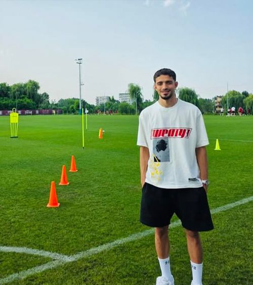 Rrahmani, vizită la Rapid   Atacantul kosovar   a mers la antrenament  » Reacțiile fabuloase ale fanilor giuleșteni