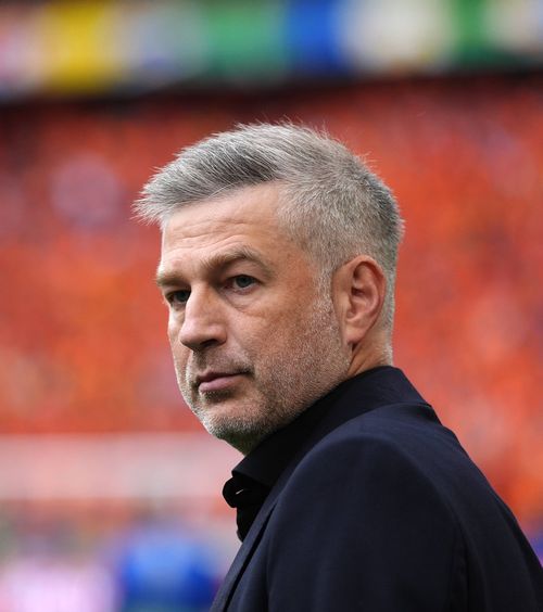 „Mintea mea e doar la Europa”    Edi Iordănescu  a explicat de ce a ales Legia Varșovia: „O ambiție personală”