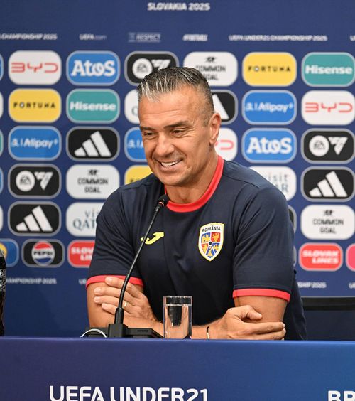 „Întotdeauna îmi fac reproșuri”    Daniel Pancu  își asumă înfrângerile cu Spania și Italia » Ce plan are pentru meciul cu Slovacia