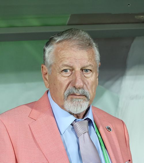 România U19 schimbă selecționerul     Ion Marin  nu va mai pregăti echipa națională, după CE 2025. Cine e favorit să-l înlocuiască