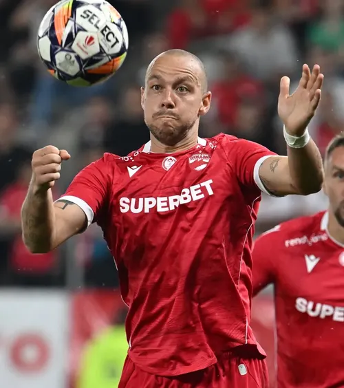 Patrick Olsen, out de la Dinamo  Mijlocașul nu se află în lotul care a plecat în   cantonamentul din Polonia
