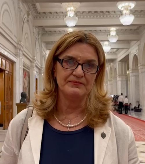 „E o glumă?!”   Cum se apără   Elisabeta Lipă , după ce a fost reclamată la DNA pentru premieri cu „dedicație”: „Am făcut spre binele angajaților”