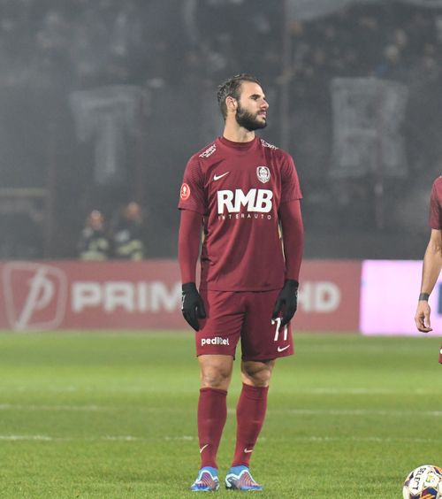 „S-a grăbit să prindă avionul”  CFR Cluj a reacționat după mesajul misterios transmis de   Tachtsidis  la despărțirea de club